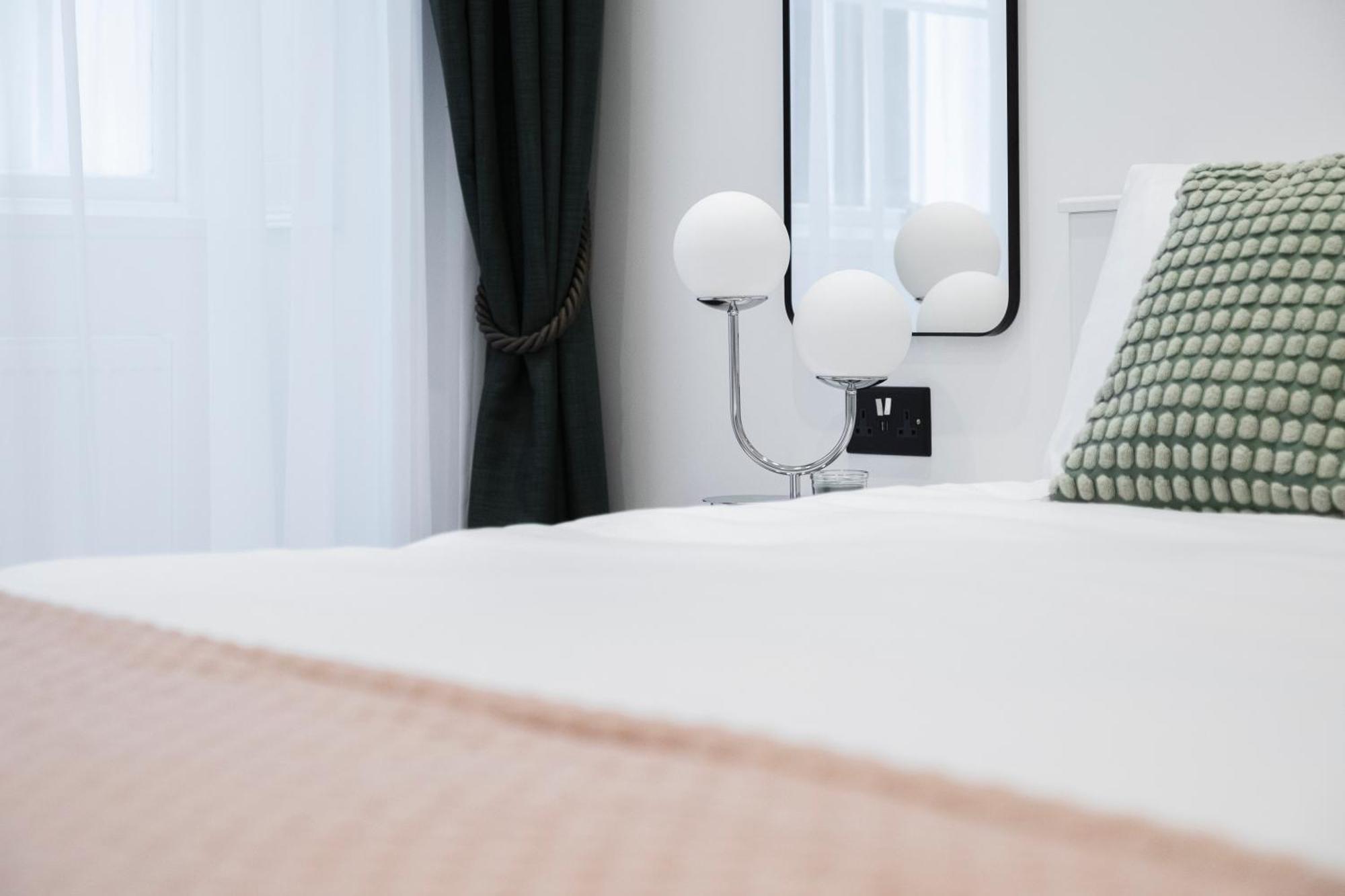 Luxury 2 Bedroom Apartment In Central Лондон Екстер'єр фото